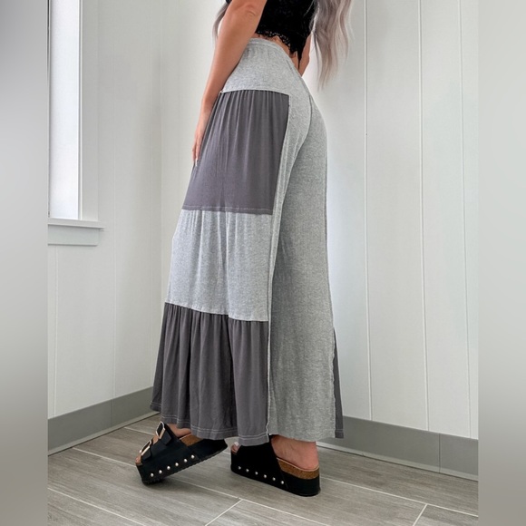 POL Gray Ribbed Knit Wide Leg Lounge Pants | Flowy Relaxed Fit - Picture 3 of 8